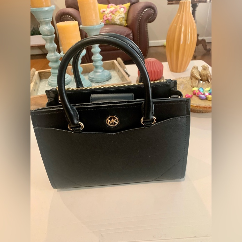 NEW MICHAEL KORS EVERLY MEDIUM SATCHEL BAG